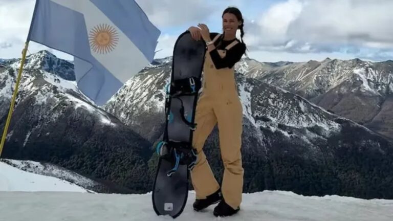Nieve y corazón roto: Pampita se refugia en la cordillera patagónica luego de su separación