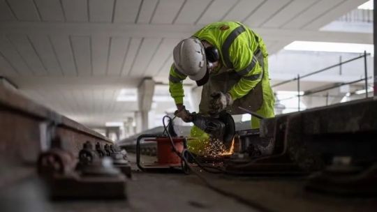 Proponen cambios a la ley laboral para mejorar los incentivos por productividad