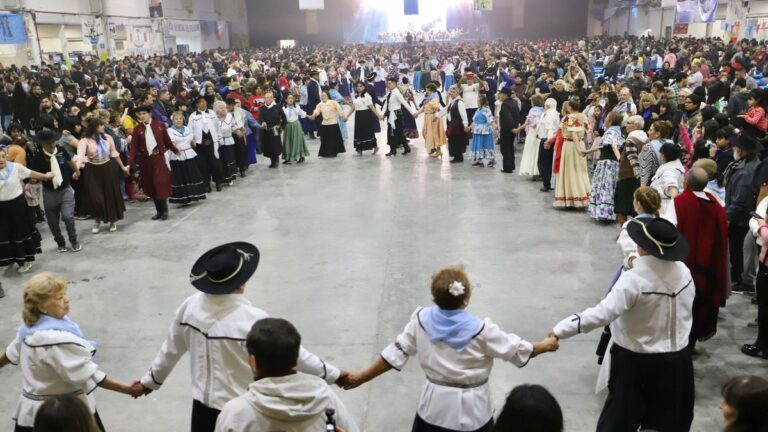 Llega el Festival por el Día Mundial del Folklore