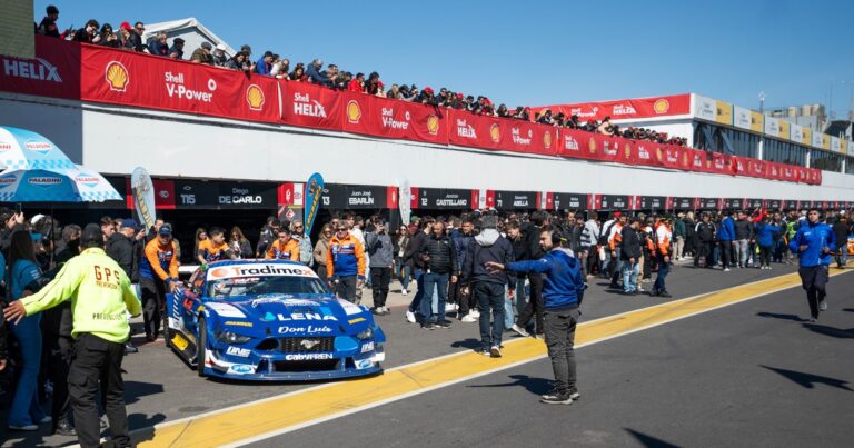 Shell, firme junto al Turismo Carretera en el Gálvez