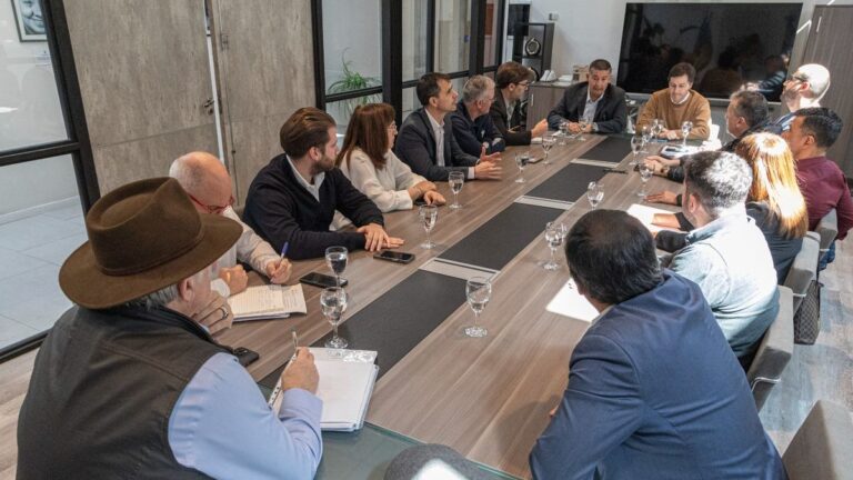 Othar reunió a su gabinete para definir estrategias de cara al cierre del año