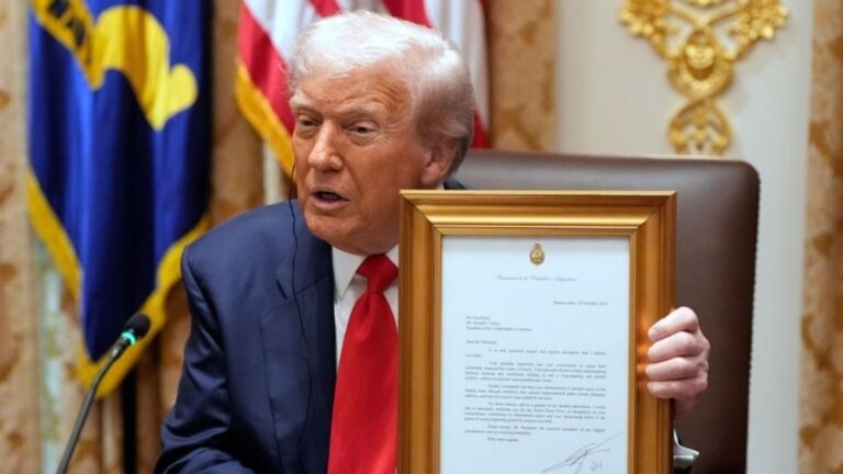 La carta que Javier Milei le entregó a Donald Trump durante el almuerzo en la Casa Blanca